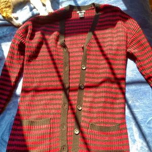Small hot topic red and black sweater